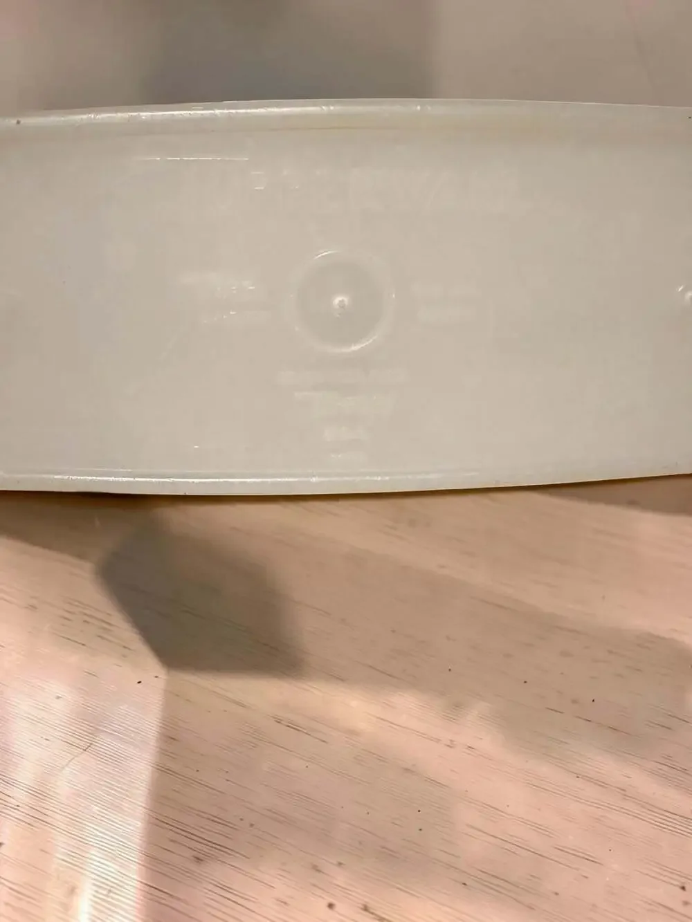 Tupperware vintage pour